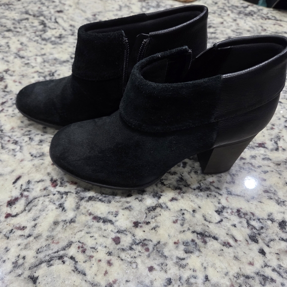 Cloudsteppers by Clarks Black Suede Fold-Over Ankle Boots - Picture 2 of 6